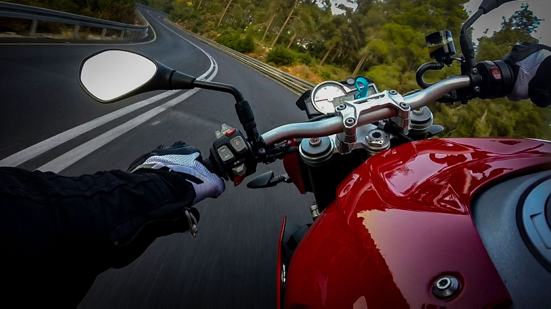 wp-content/uploads/patente-moto-0017-1920x1080-2.jpg